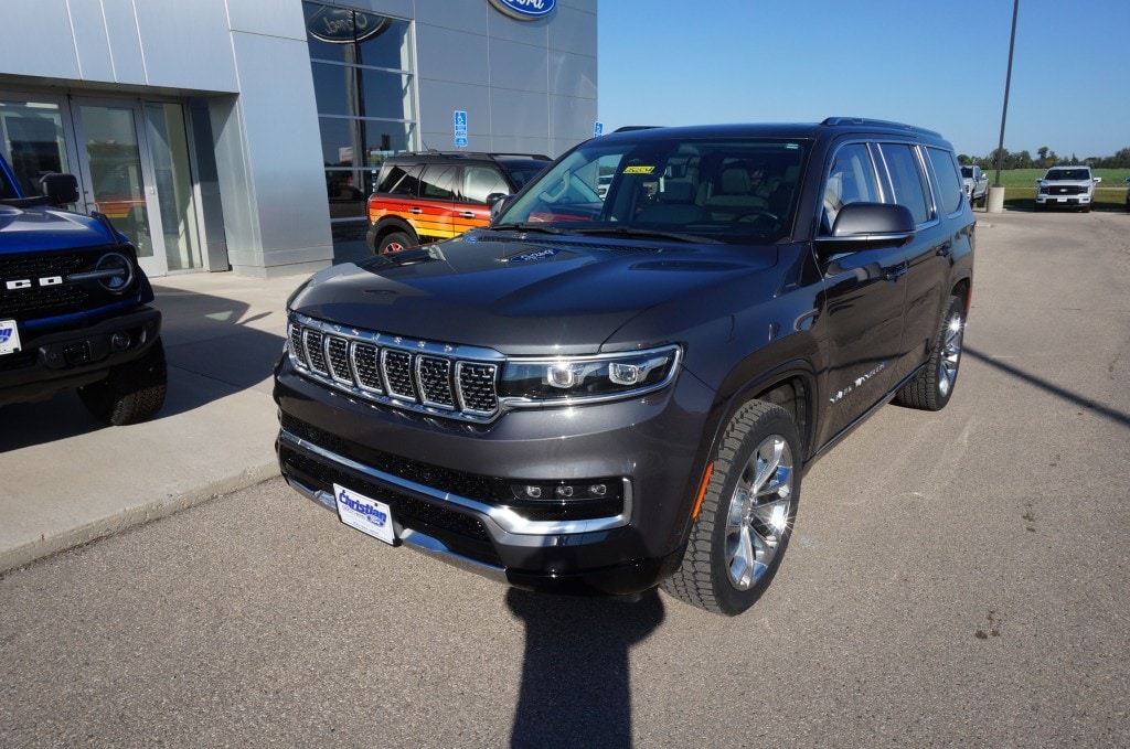 2022 Jeep Grand Wagoneer Series II - Photo 8