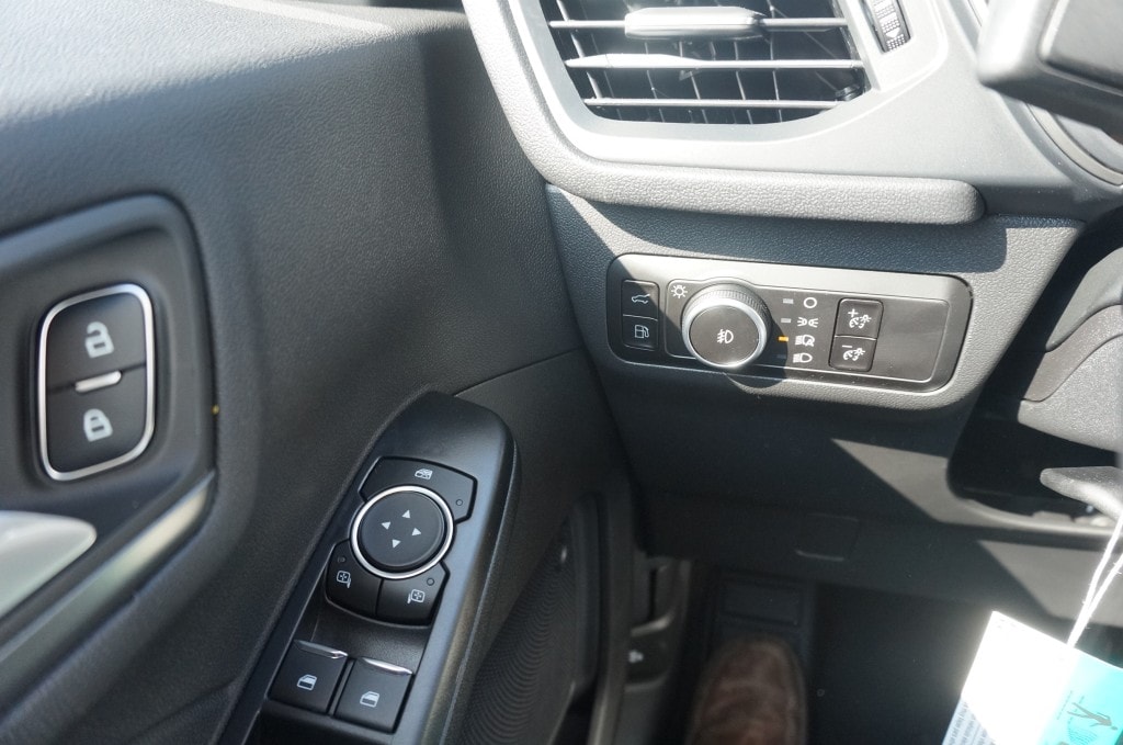 2025 Ford Escape Plug-in hybrid PHEV - Photo 13