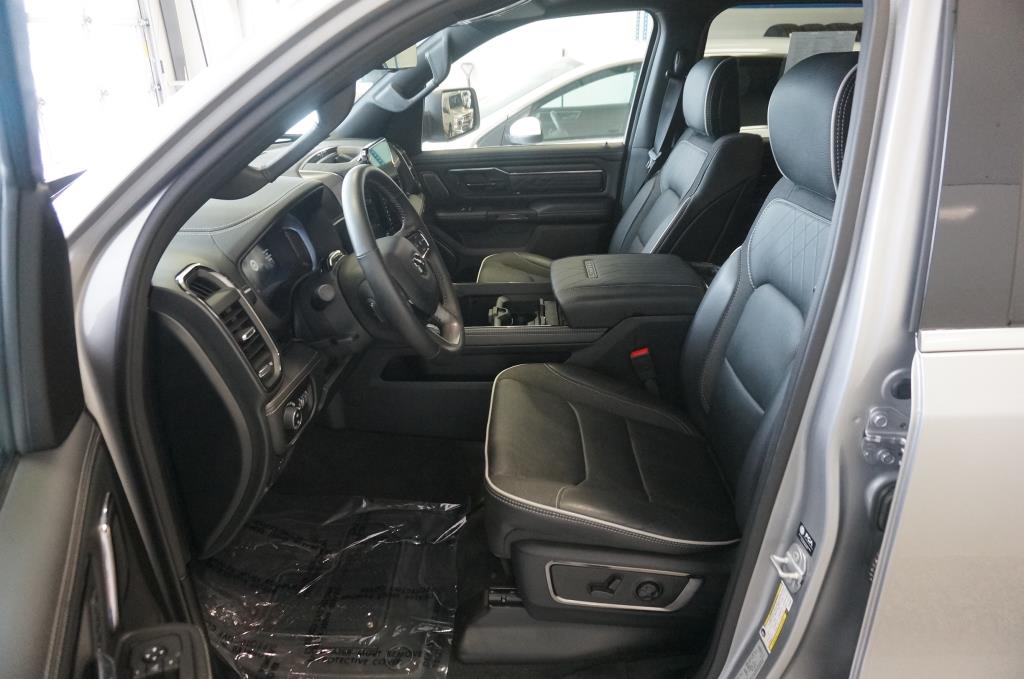 2025 Ram 1500 Limited photo 3