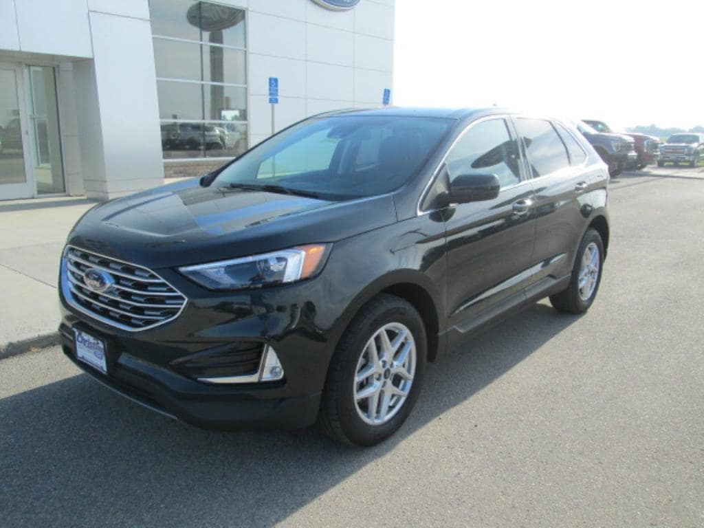 Used 2022 Ford Edge SEL with VIN 2FMPK4J94NBA79350 for sale in Crookston, MN