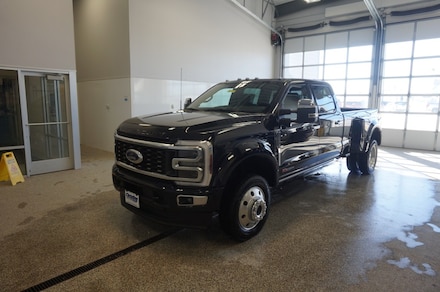 2026 Ford F-450 SD Platinum Crew Cab DRW 4WD