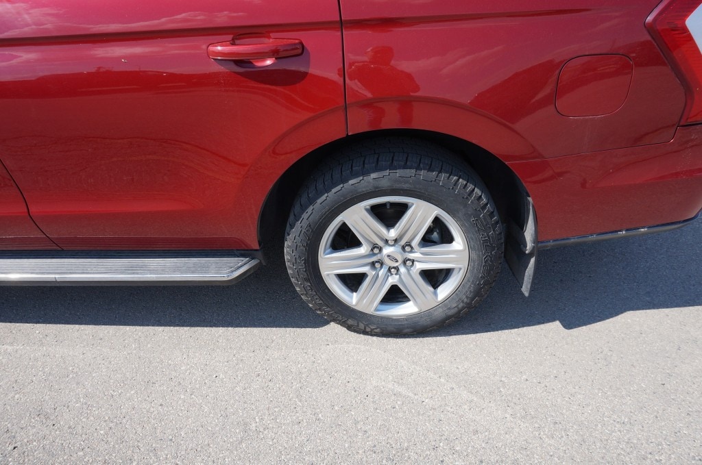 Used 2020 Ford Expedition XLT with VIN 1FMJU1JT7LEA08140 for sale in Crookston, Minnesota