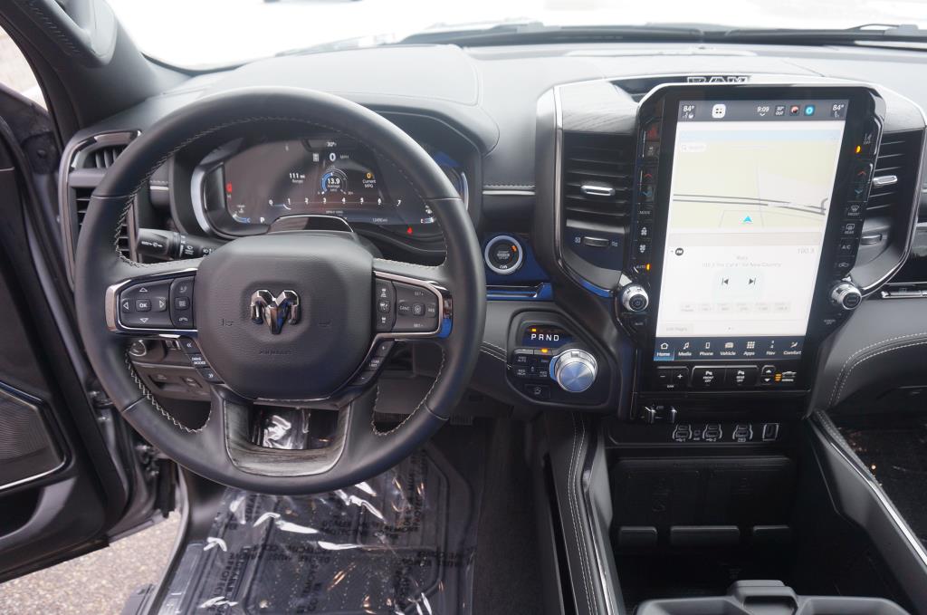 2025 Ram 1500 Limited photo 4