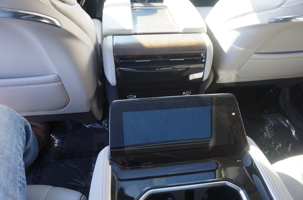 2022 Jeep Grand Wagoneer Series II - Photo 11