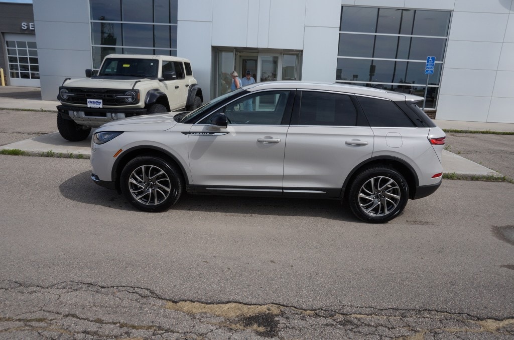 2021 Lincoln Corsair AWD's photo