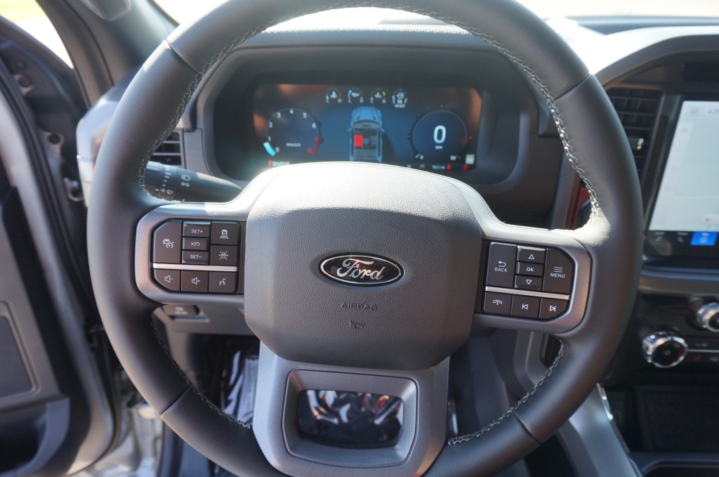2025 Ford F-150 XLT - Photo 20