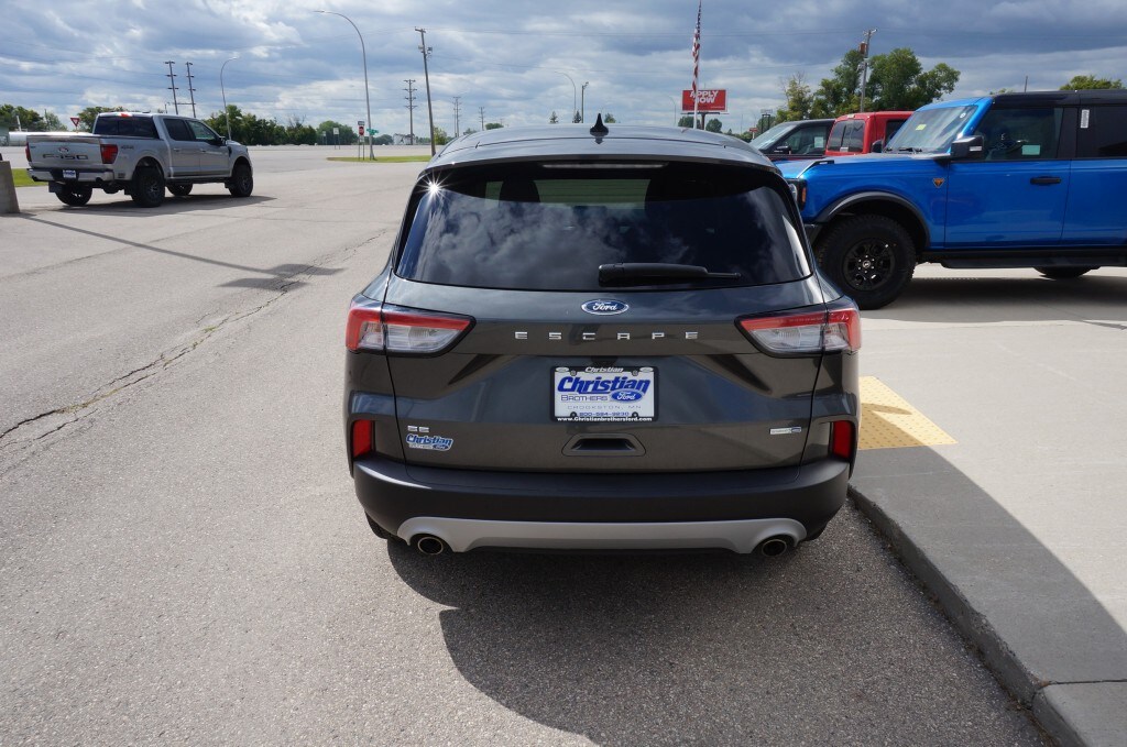 2020 Ford Escape SE photo 4