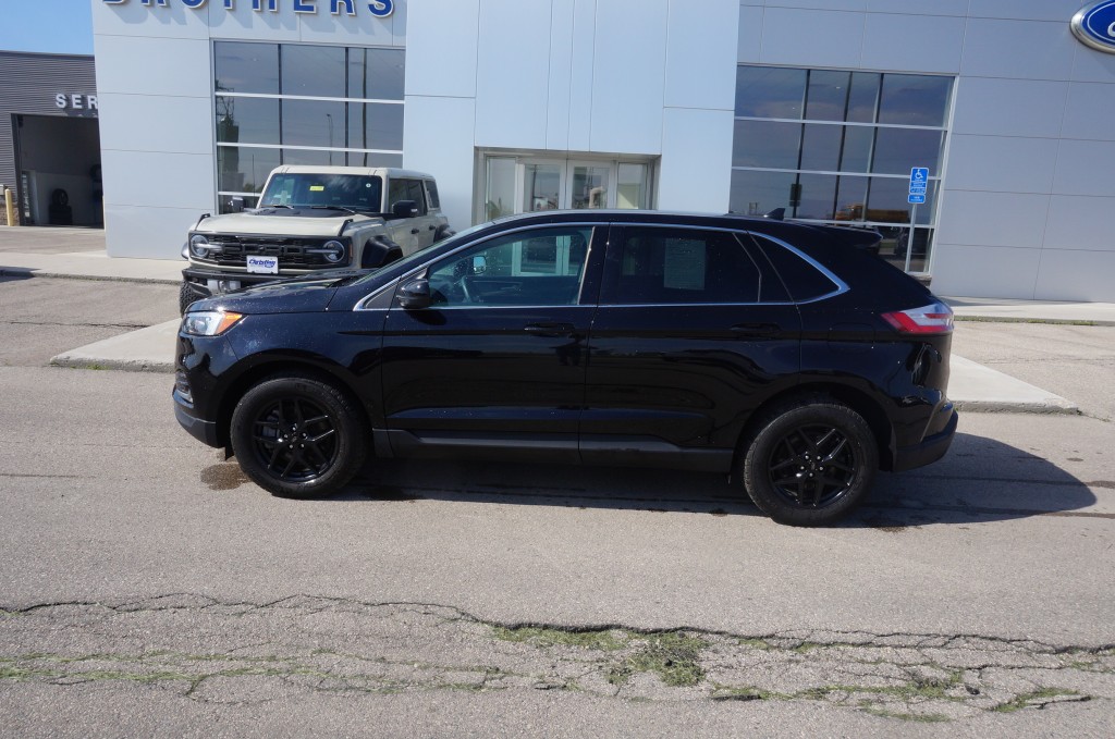 2024 Ford Edge SEL AWD's photo