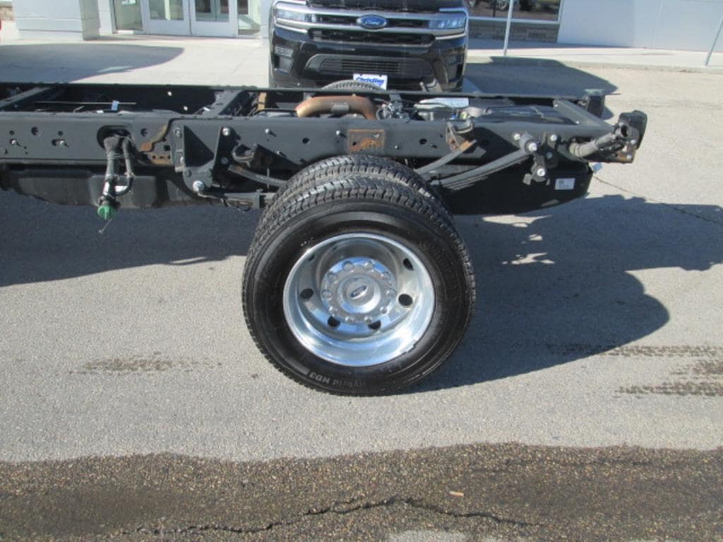 Used 2023 Ford F-550 Super Duty Chassis Cab XLT with VIN 1FDUF5HT9PDA00055 for sale in Crookston, Minnesota