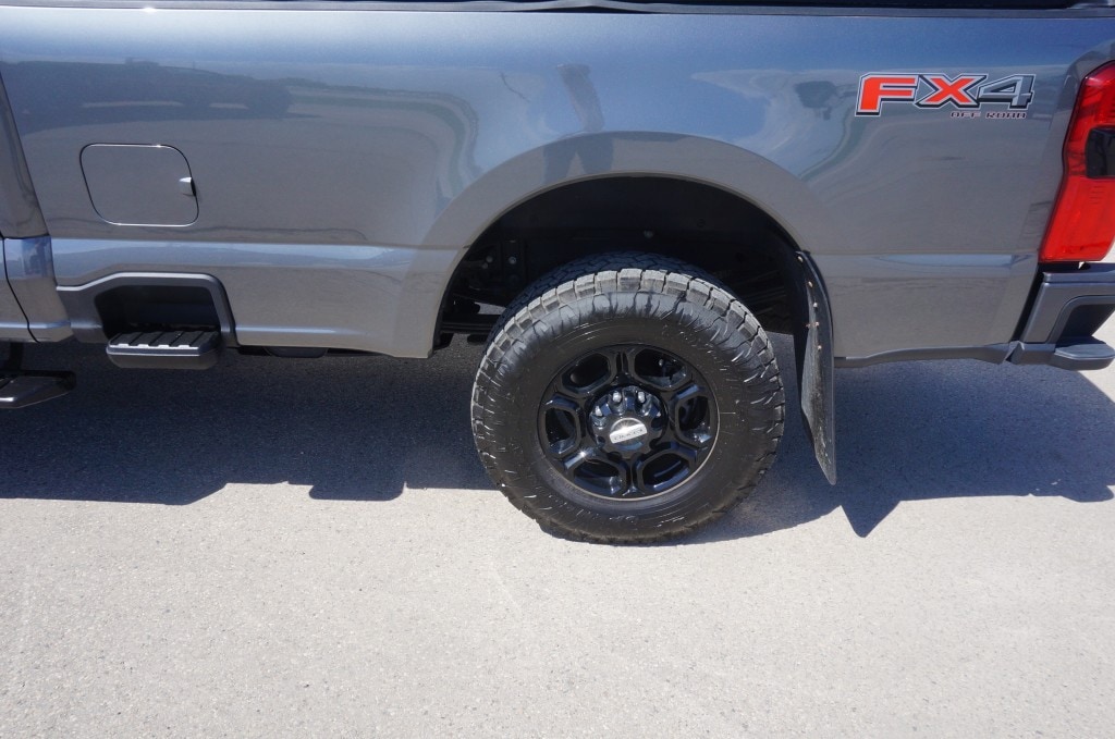Used 2024 Ford F-350 Super Duty XLT with VIN 1FT8X3BN1REF01262 for sale in Crookston, Minnesota