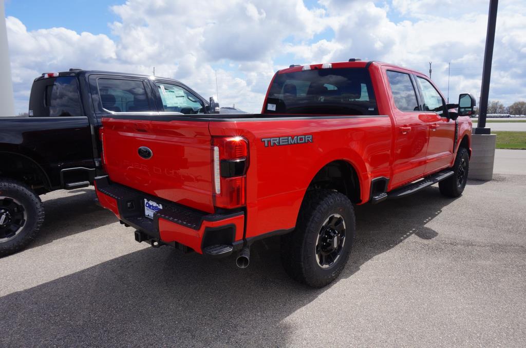 2025 Ford F-250 Lariat photo 4