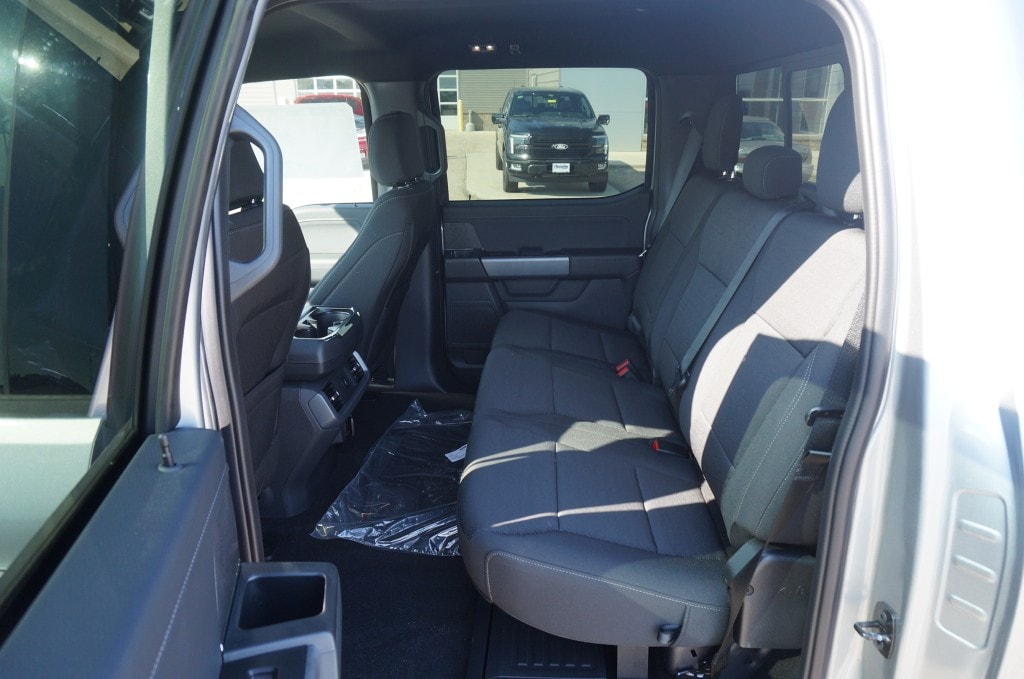 2025 Ford F-150 XLT - Photo 14