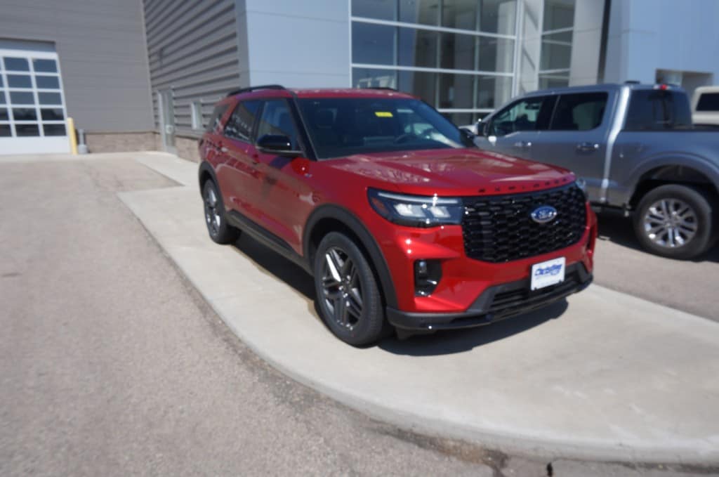 2026 Ford Explorer ST-LINE 4WD's photo