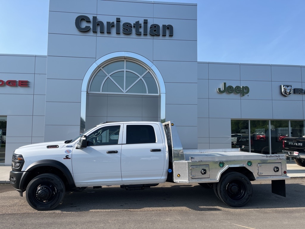 New 2025 Ram 4500 Chassis Cab 4500 TRADESMAN CHASSIS CREW CAB 4X4 60' CA Pickup
