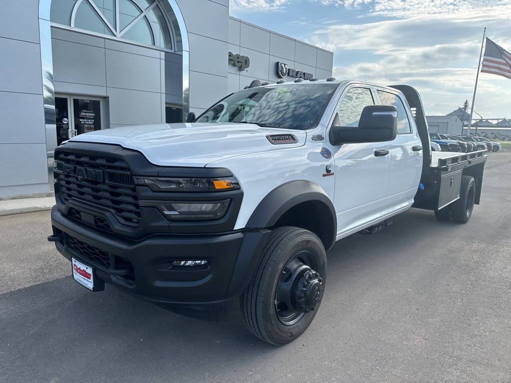 New 2025 Ram 4500 Chassis Cab 4500 TRADESMAN CHASSIS CREW CAB 4X4 84' CA Pickup