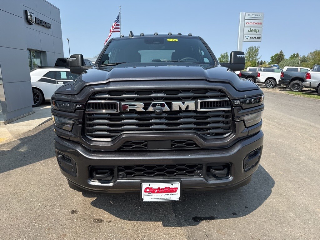 2025 Ram 3500 Big Horn photo 3