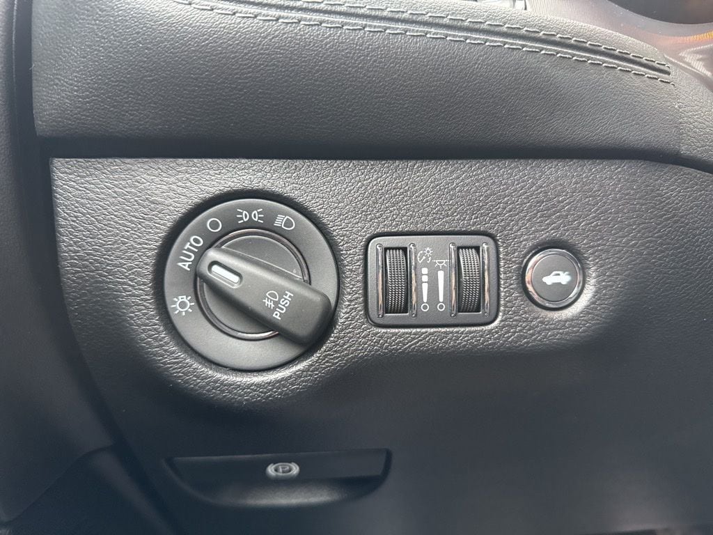 2023 Dodge Challenger R/T - Photo 21