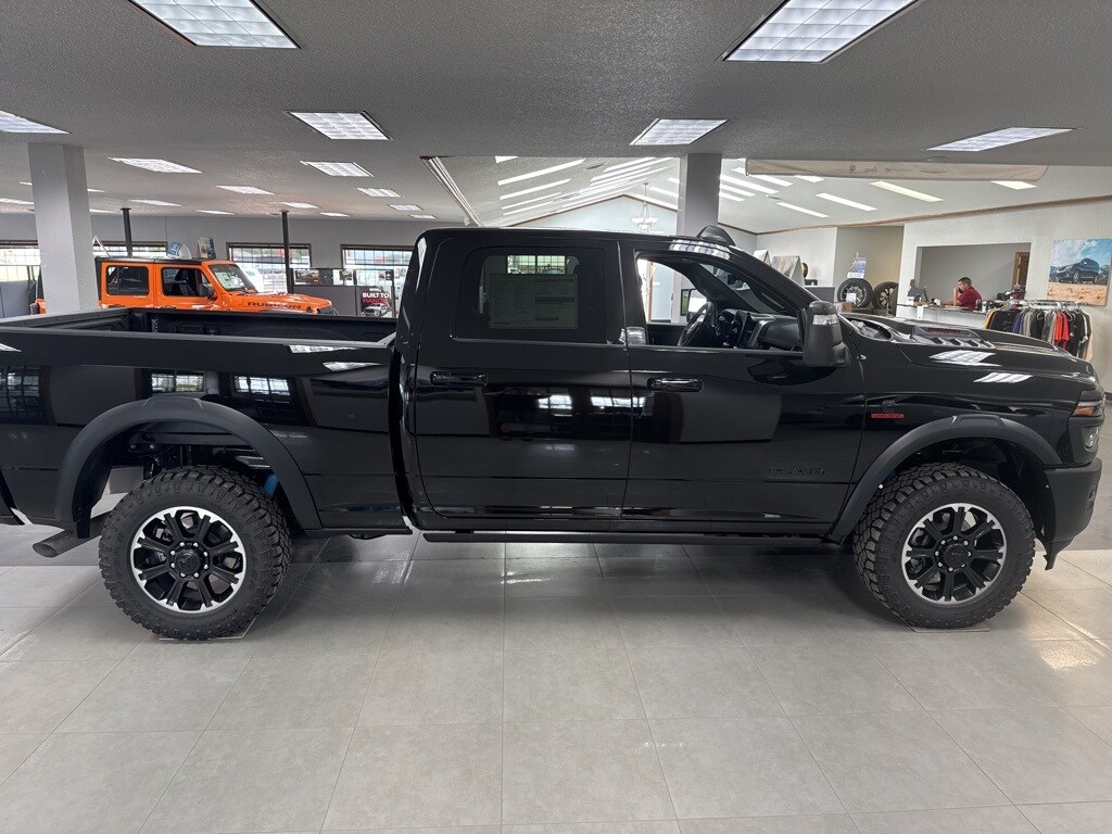 2025 Ram 2500 Power Wagon photo 2