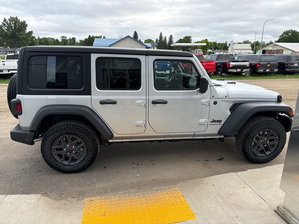 2024 Jeep Wrangler Sport S photo 3