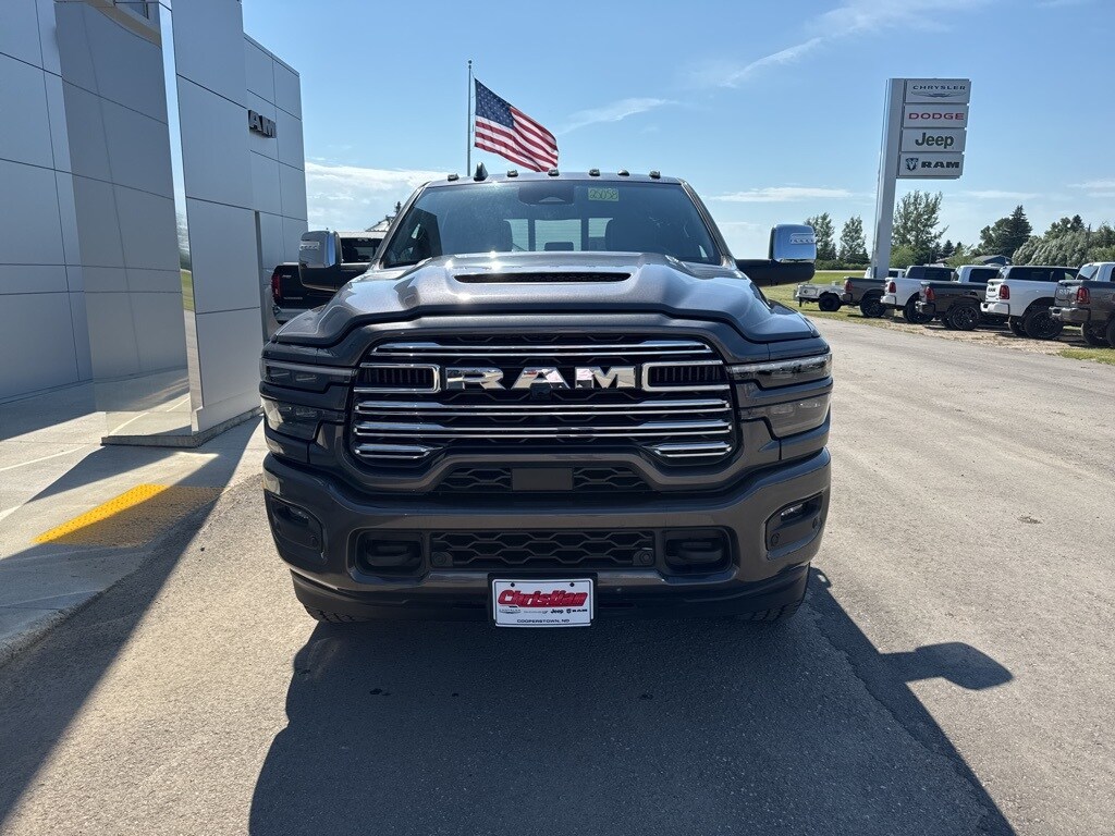 2025 Ram 2500 Laramie photo 3
