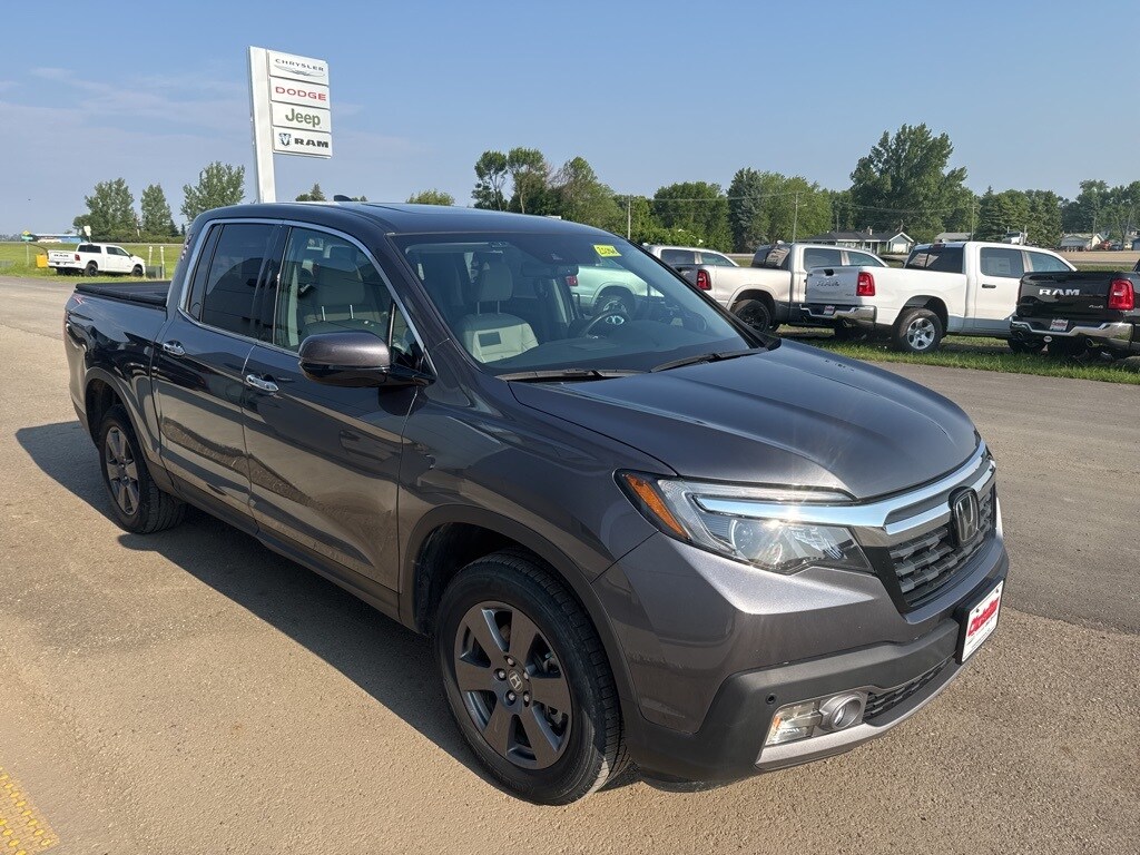 2020 Honda Ridgeline RTL-E photo 3