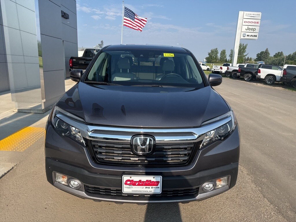 2020 Honda Ridgeline RTL-E photo 2