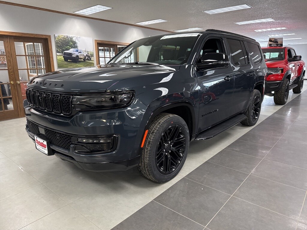 2025 Jeep Wagoneer Carbide photo 2