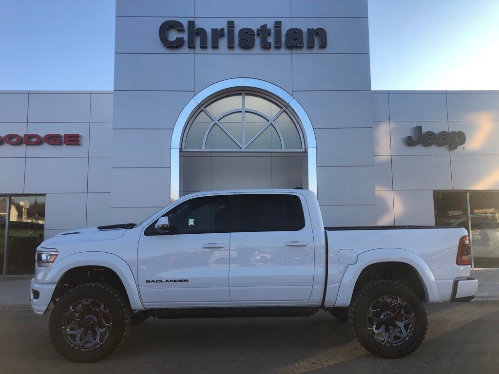 New 2023 Ram 1500 BIG HORN CREW CAB 4X4 5'7 BOX For Sale Cooperstown ND