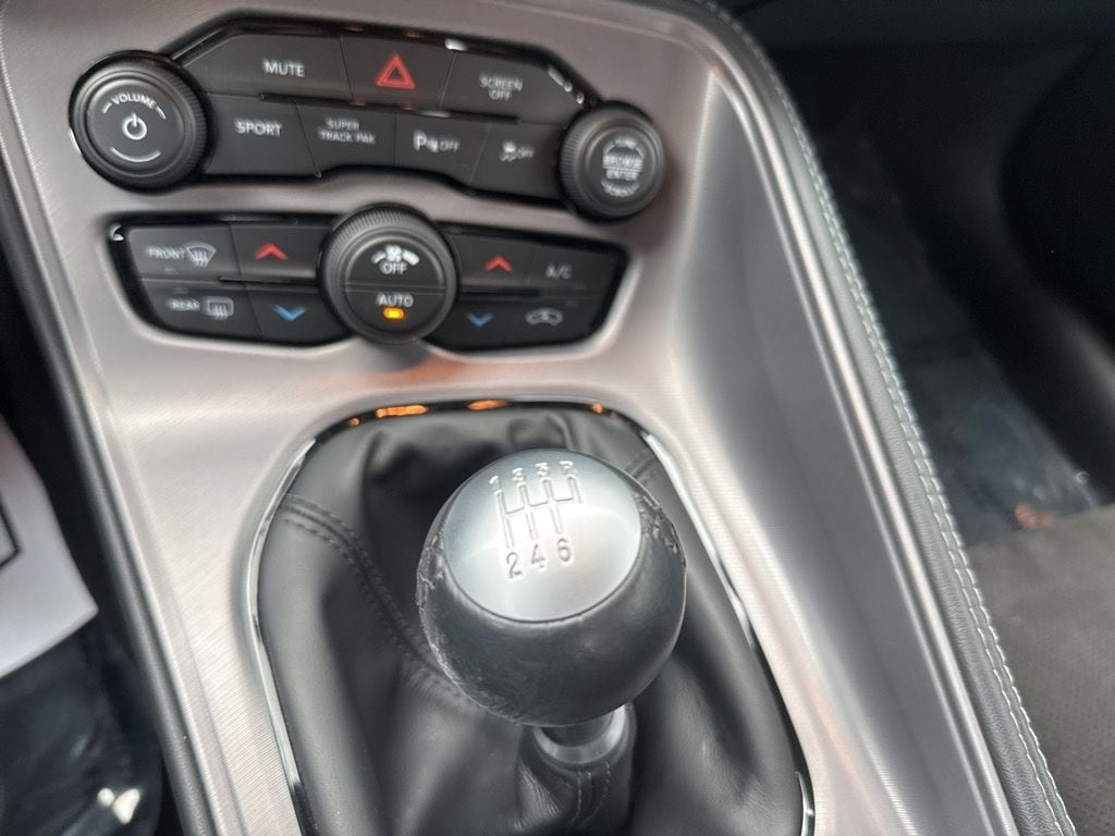 2023 Dodge Challenger R/T - Photo 17