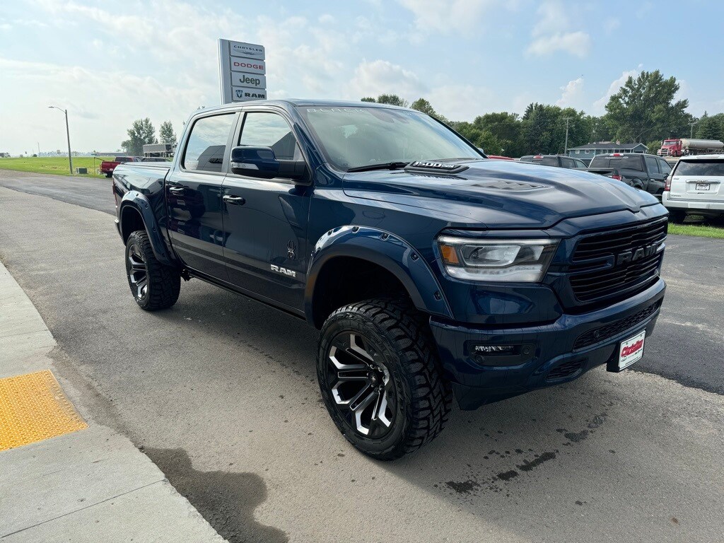 2022 Ram 1500 Laramie photo 4