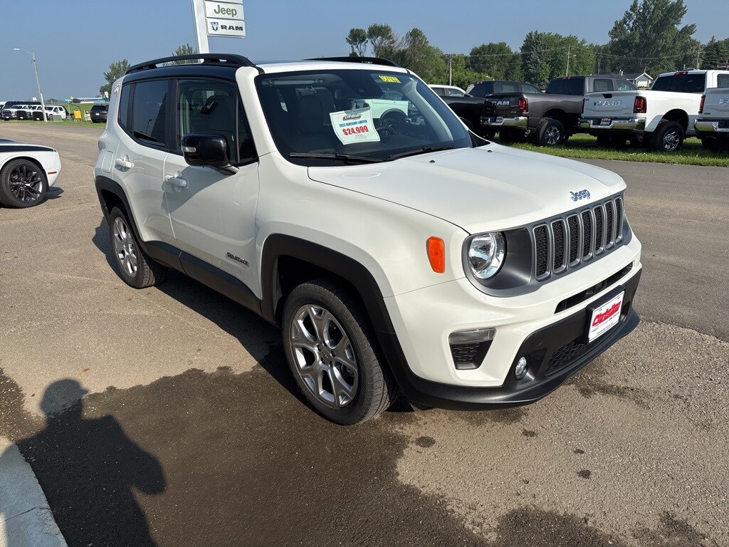 2023 Jeep Renegade Limited photo 3