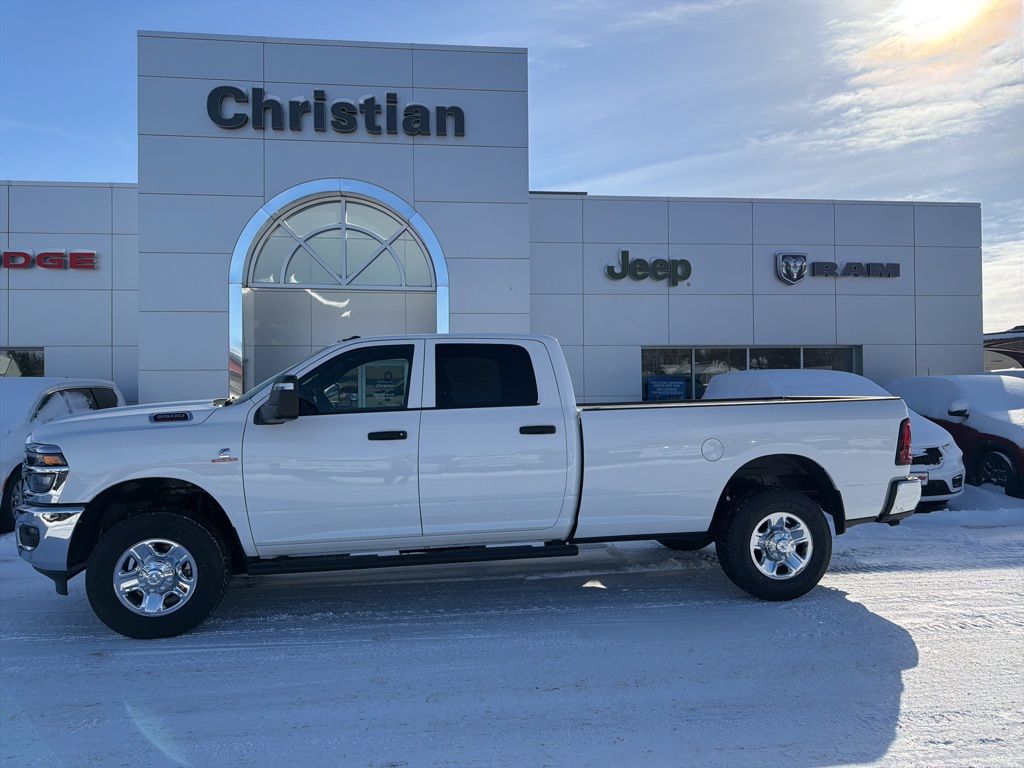 2026 RAM 3500 Tradesman Crew Cab LB 4WD