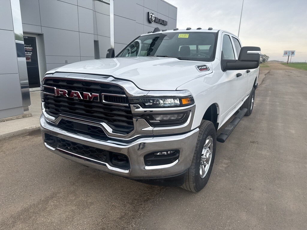 2025 Ram 2500 Tradesman photo 2