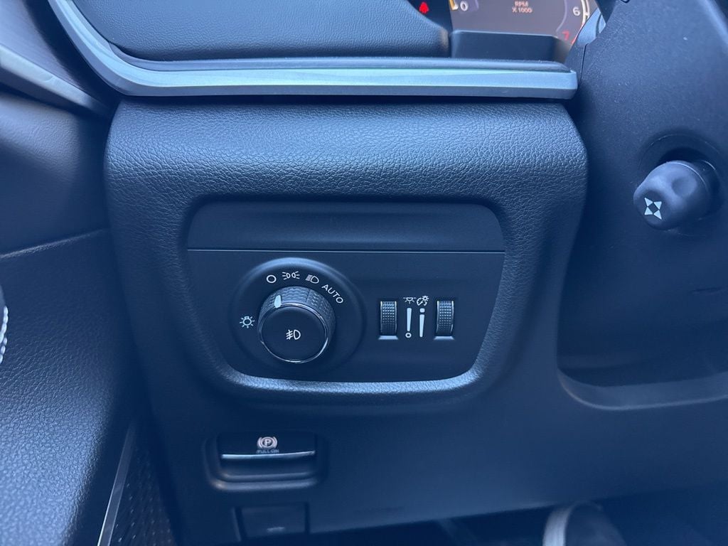 2025 Jeep Grand Cherokee Limited - Photo 28