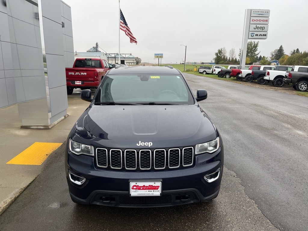 2018 Jeep Grand Cherokee Laredo photo 3