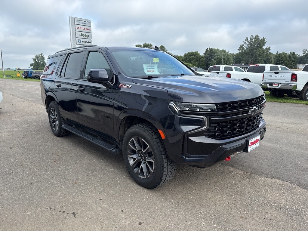 2023 Chevrolet Tahoe Z71 photo 2