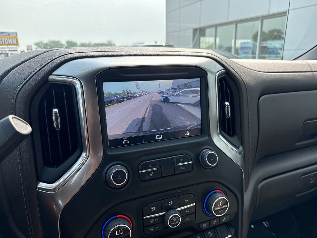 2022 Chevrolet Silverado 1500 Limited LTZ - Photo 21