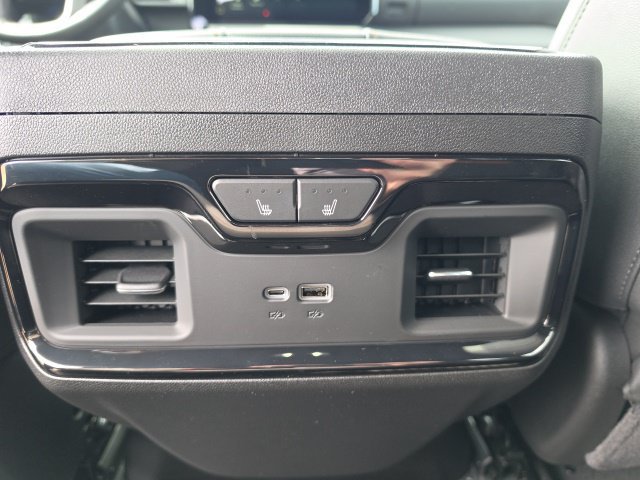 2026 GMC Sierra 1500 AT4 - Photo 7