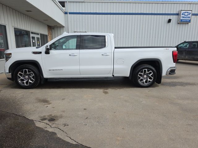 Used 2022 GMC Sierra 1500 SLT with VIN 3GTUUDEL6NG525681 for sale in Fertile, Minnesota