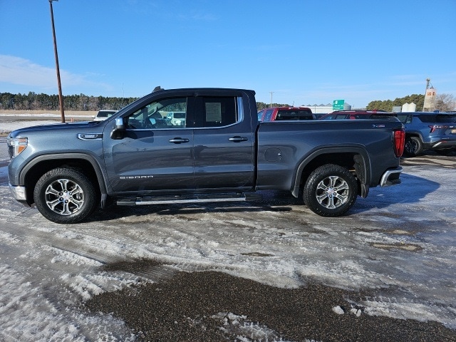 Used 2021 GMC Sierra 1500 SLE with VIN 1GTV9BETXMZ249837 for sale in Fertile, Minnesota
