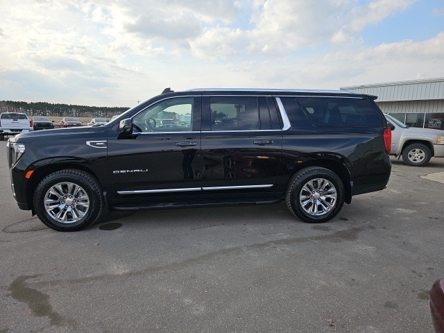 Used 2023 GMC Yukon XL Denali with VIN 1GKS2JKLXPR339360 for sale in Fertile, Minnesota