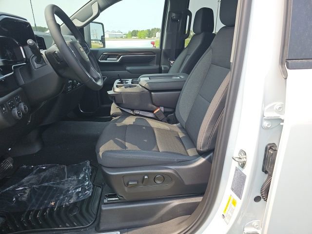 2025 Chevrolet Silverado 3500 HD LT - Photo 9