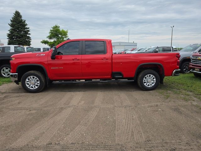 Used 2024 Chevrolet Silverado 2500HD LT with VIN 1GC4YNEY5RF293720 for sale in Fertile, Minnesota