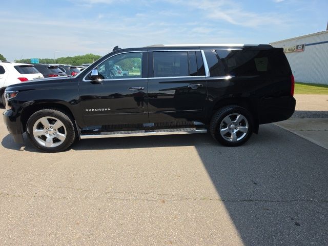 Used 2020 Chevrolet Suburban Premier with VIN 1GNSKJKC0LR201923 for sale in Fertile, Minnesota