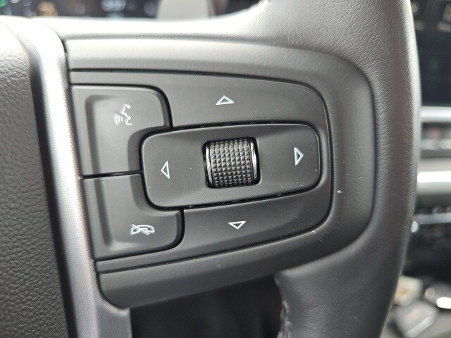 2023 GMC Sierra 1500 SLT - Photo 18
