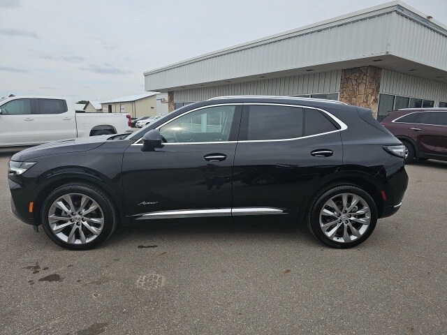2023 Buick Envision Avenir photo 2