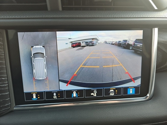 2021 GMC Yukon Denali - Photo 24