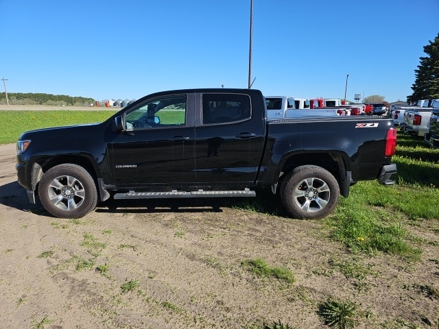 Used 2019 Chevrolet Colorado Z71 with VIN 1GCGTDEN1K1345083 for sale in Fertile, Minnesota