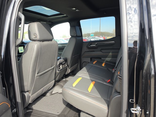 2026 GMC Sierra 1500 AT4 - Photo 6