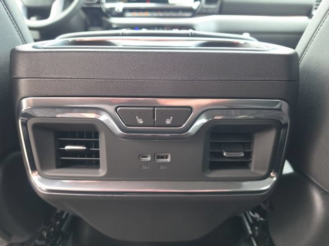 2026 GMC Sierra 1500 SLT - Photo 7
